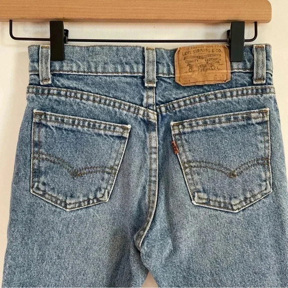 Levi’s Vintage Orange Tab Children’s Jeans Straight Leg Light Wash Distressed 12 - Picture 4 of 11